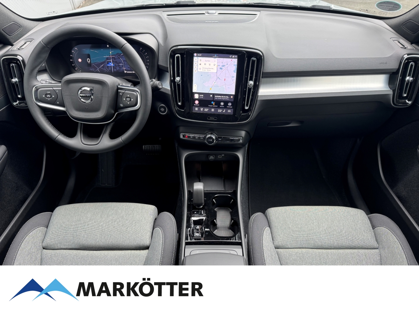 Fahrzeugabbildung Volvo XC40 B4 Plus Black Edition 2WD/FHZ/Pixel-LED