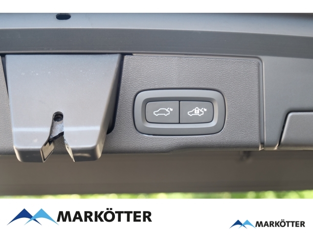 Fahrzeugabbildung Volvo XC60 T8 AWD Ultra Black Edition AHK/AD/360°/HUD