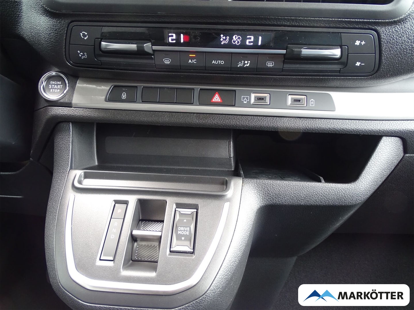 Fahrzeugabbildung Peugeot Traveller Active L2 5-Sitzer, Lenkradheizung, Digitales Cockpit