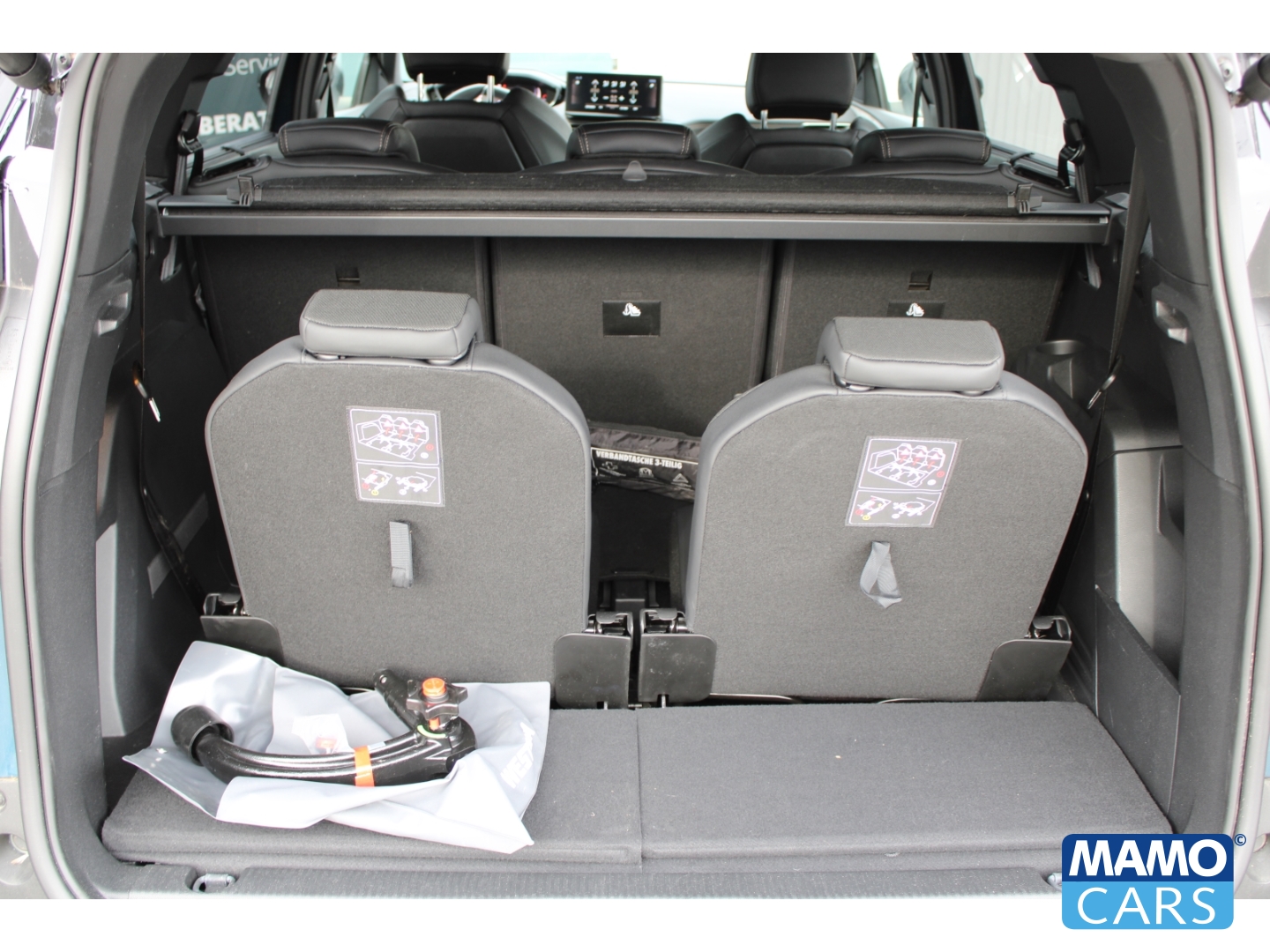 Fahrzeugabbildung Peugeot 5008 Hybrid 136 GT 7-Sitzer/AHK/Kamera/ACC/Memory