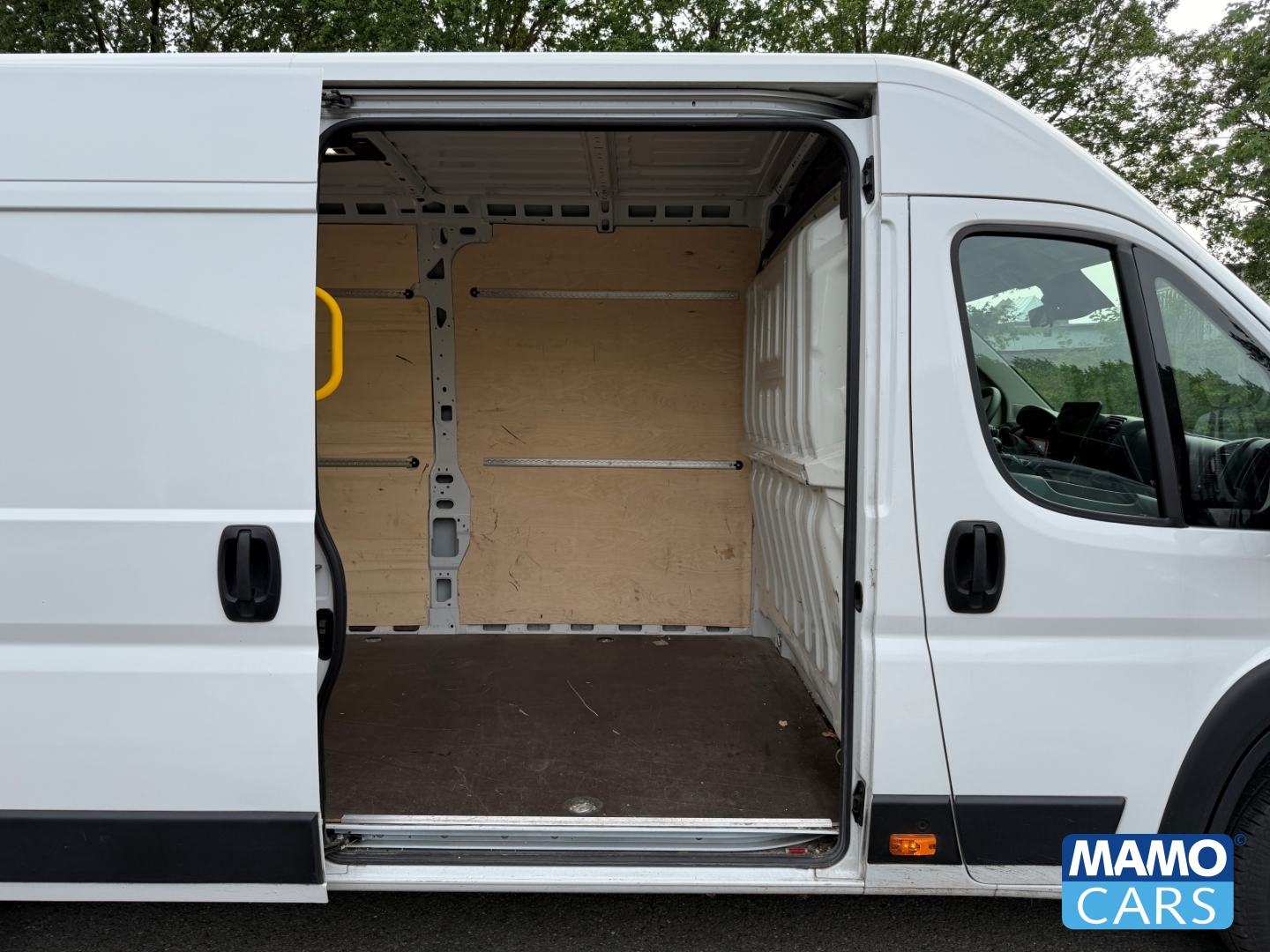 Fahrzeugabbildung Opel Movano Cargo L4H2 3.5t BlueHDI 180 CAM/NAVI