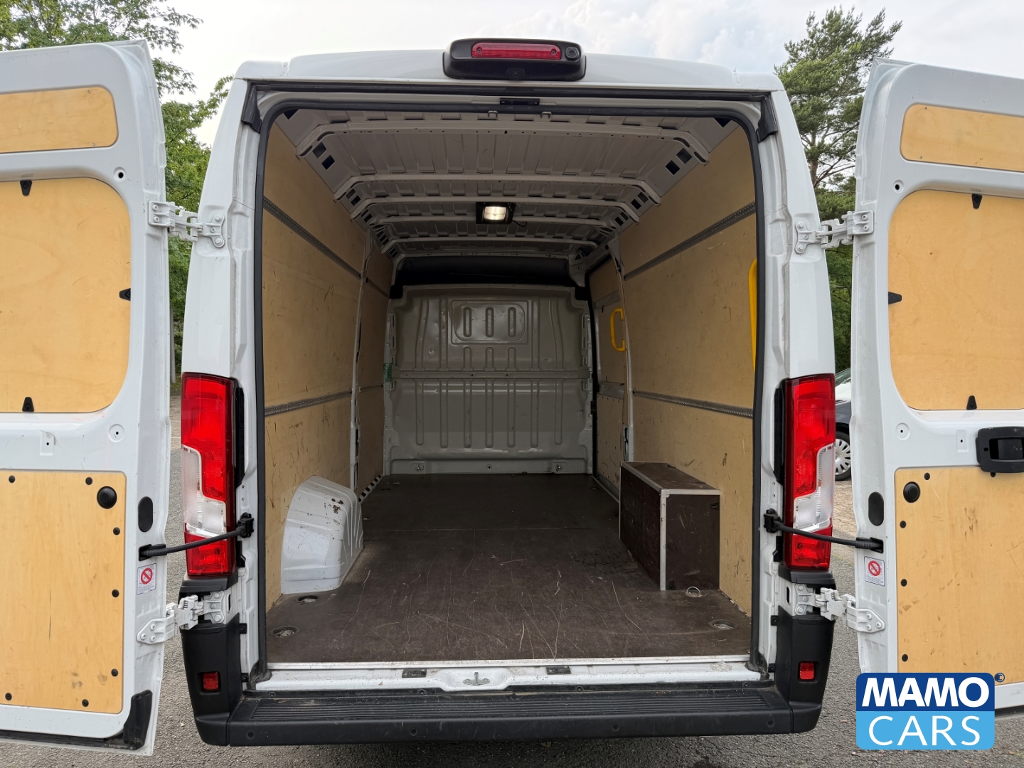 Fahrzeugabbildung Opel Movano Cargo L4H2 3.5t BlueHDI 180 CAM/NAVI