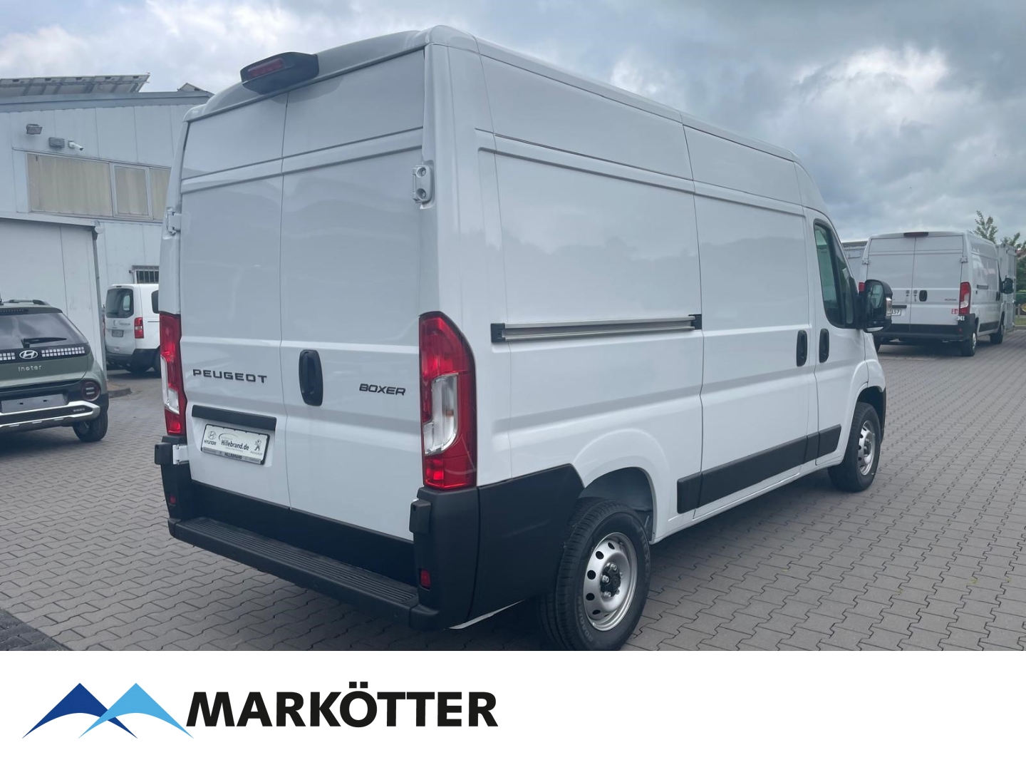 Fahrzeugabbildung Peugeot Boxer Kasten Hochraum 335 L2H2 BlueHDi 140 FAP