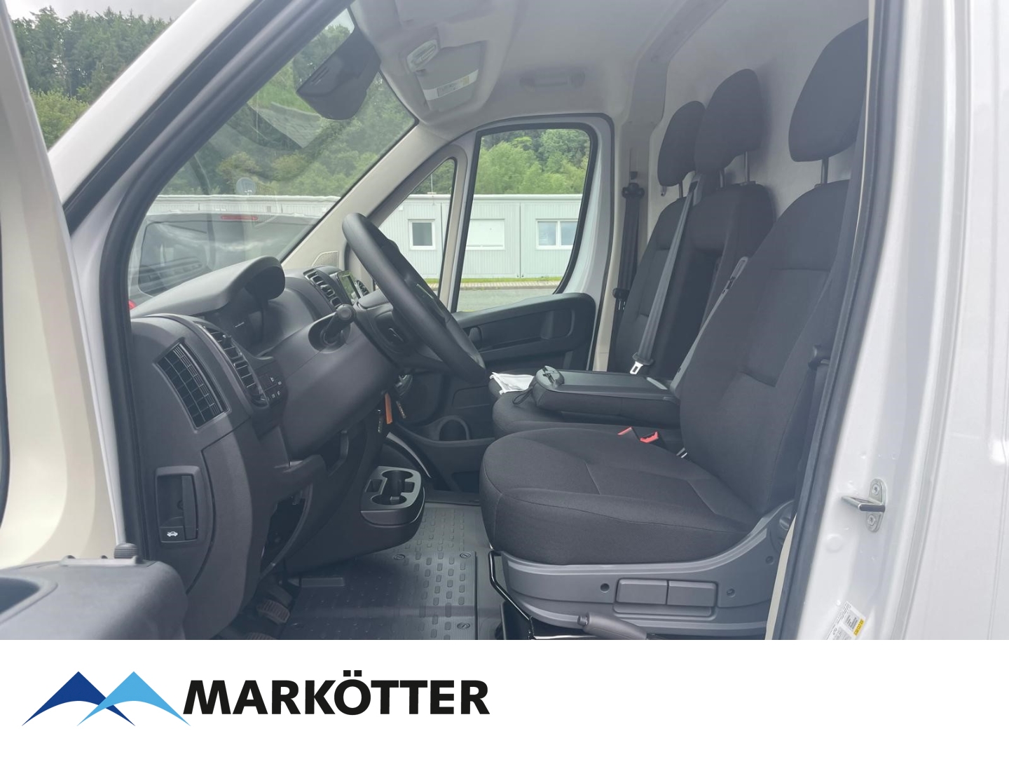 Fahrzeugabbildung Peugeot Boxer Kasten Hochraum 335 L2H2 BlueHDi 140 FAP