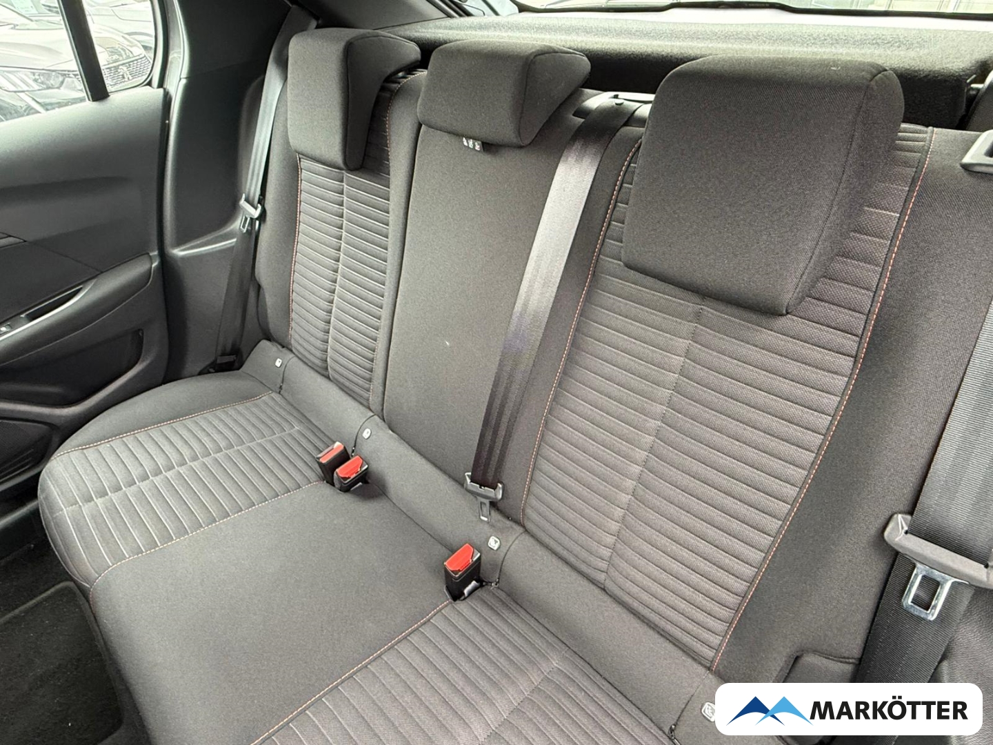 Fahrzeugabbildung Peugeot 208 e- Active Pack CARPLY/DAB/PDC/SHZ/TEMP