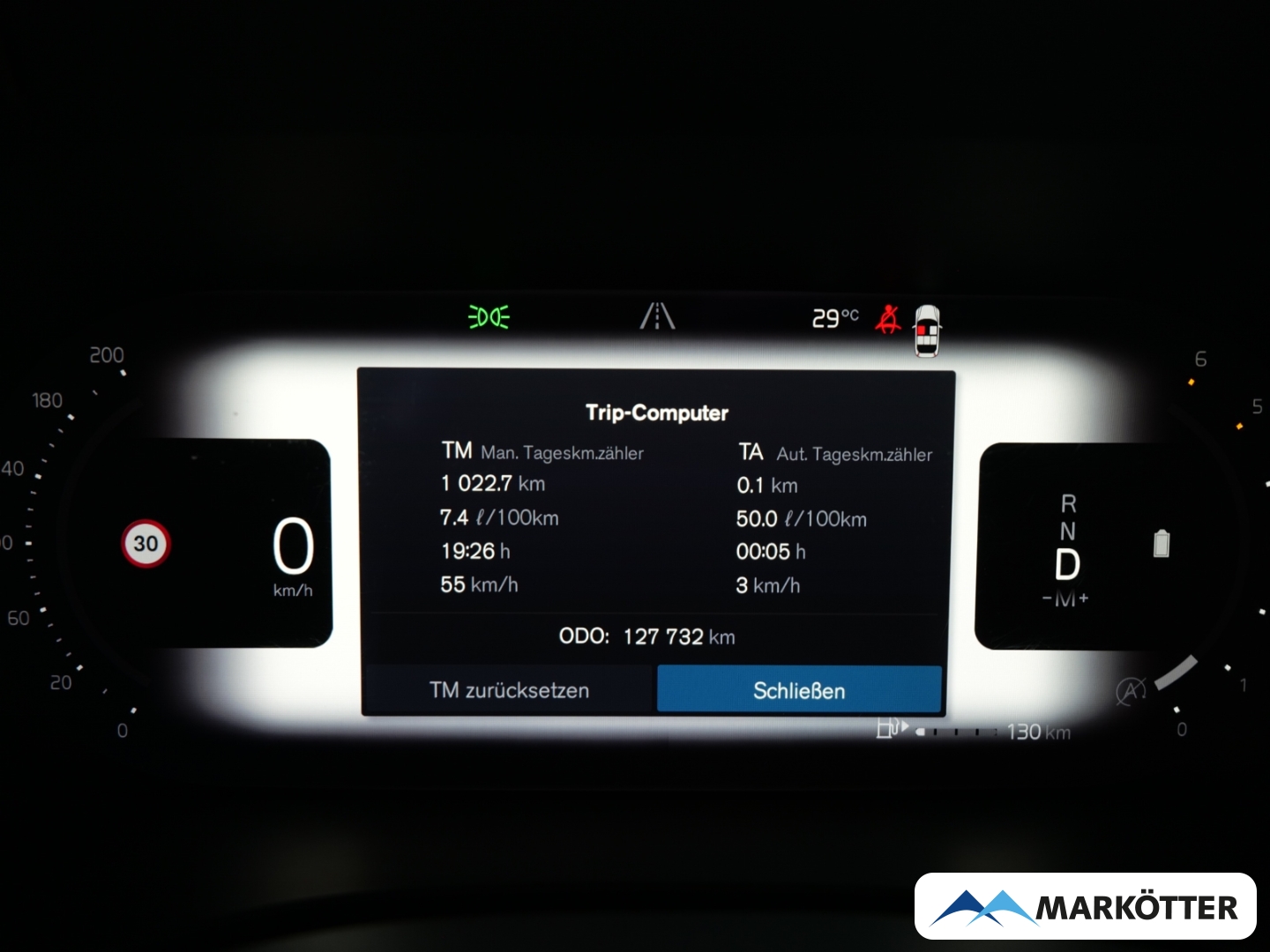 Fahrzeugabbildung Volvo XC60 B4 2WD Plus Dark /AHK/Schiebedach/BLIS/