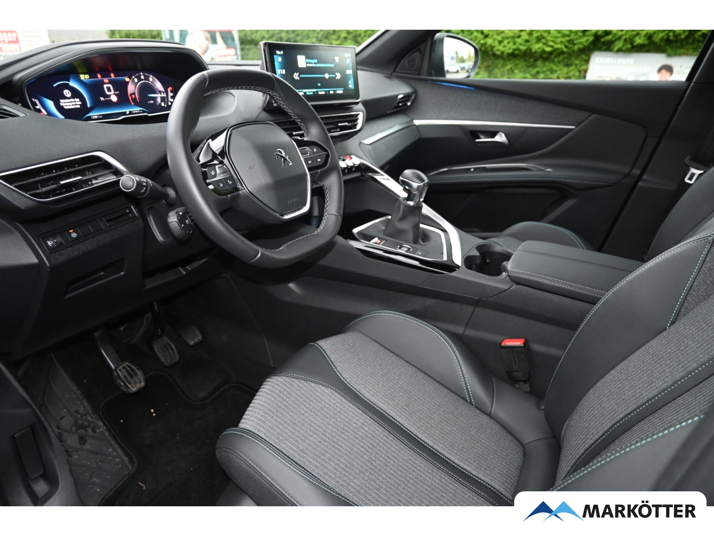 Fahrzeugabbildung Peugeot 3008 Allure PureTech 130 AHK/PDC/DAB/Kamera