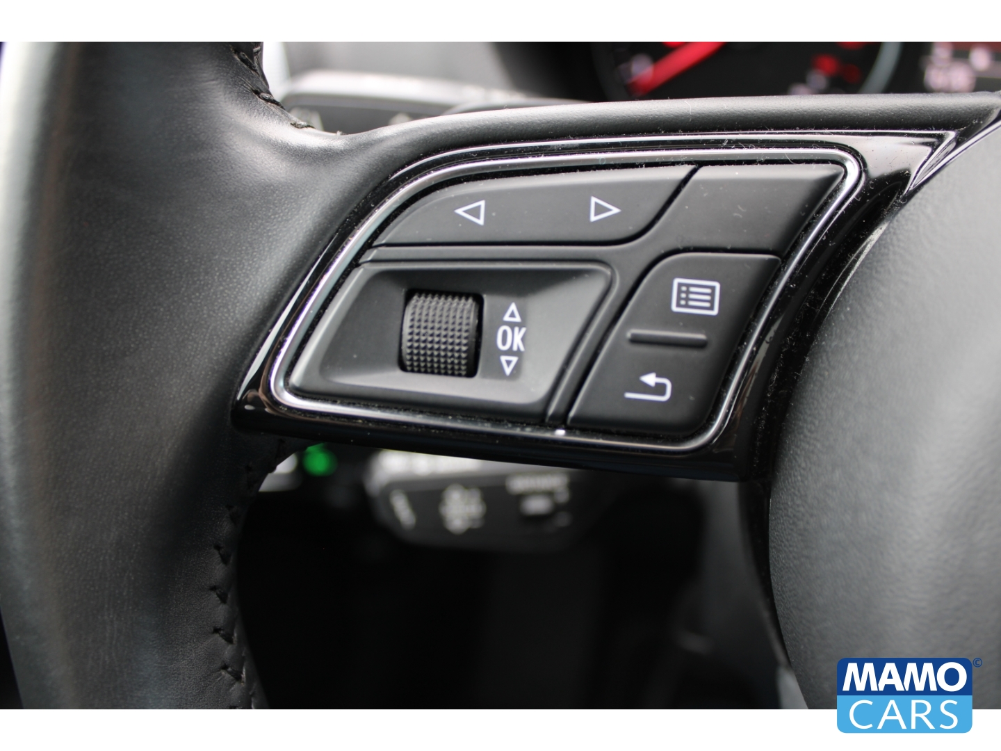 Fahrzeugabbildung Audi A3 Sportback 35 TDI sport S line/PANO/AHK/Rückfahrkamera