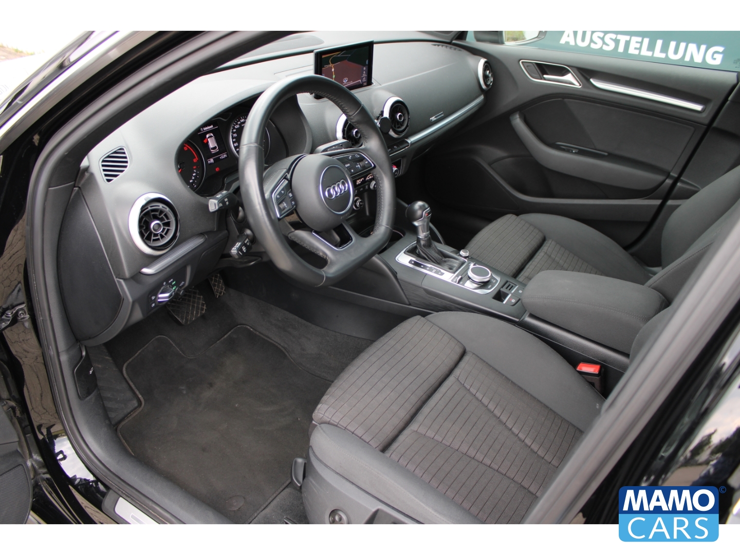 Fahrzeugabbildung Audi A3 Sportback 35 TDI sport S line/PANO/AHK/Rückfahrkamera