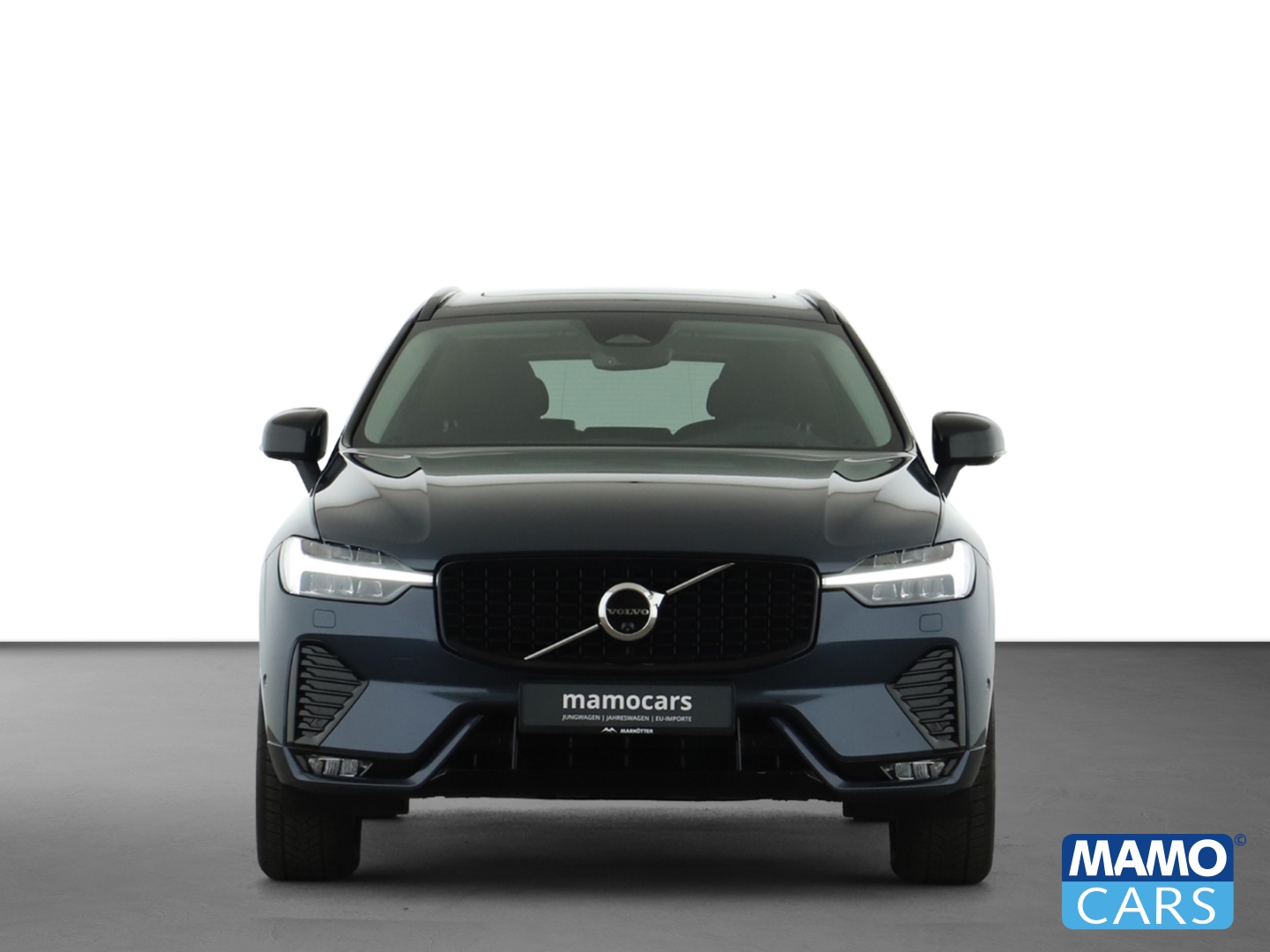 Fahrzeugabbildung Volvo XC60 B5 AWD Plus Dark Panorama/H&K/Memory/HUD