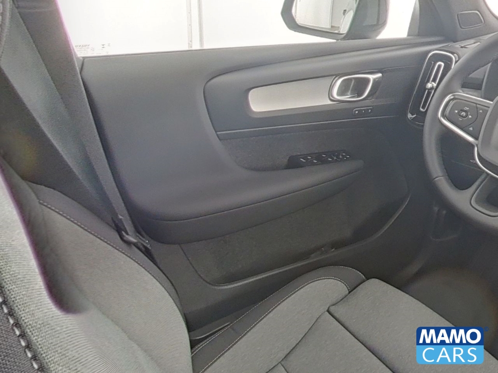 Fahrzeugabbildung Volvo XC40 B3 Core ACC/BLIS/CAM/SHZ/LHZ/APPLE