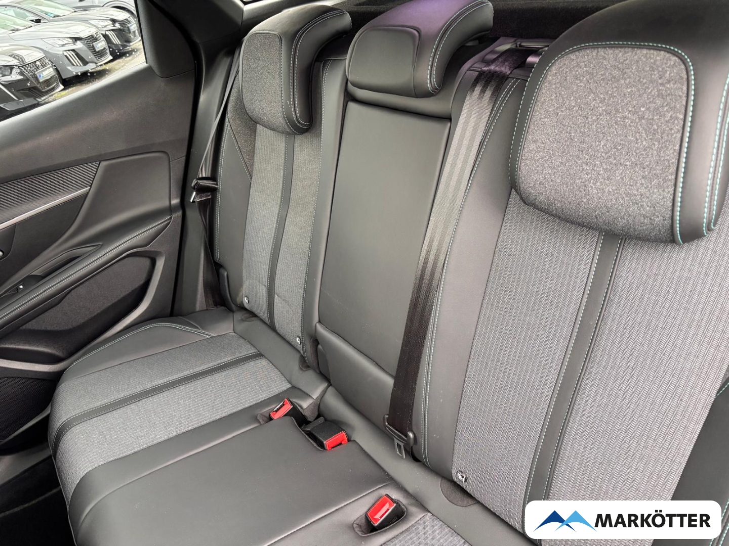 Fahrzeugabbildung Peugeot 3008 Allure Pack ACC/BLIS/CAM/SHZ/NAVI/APPLE