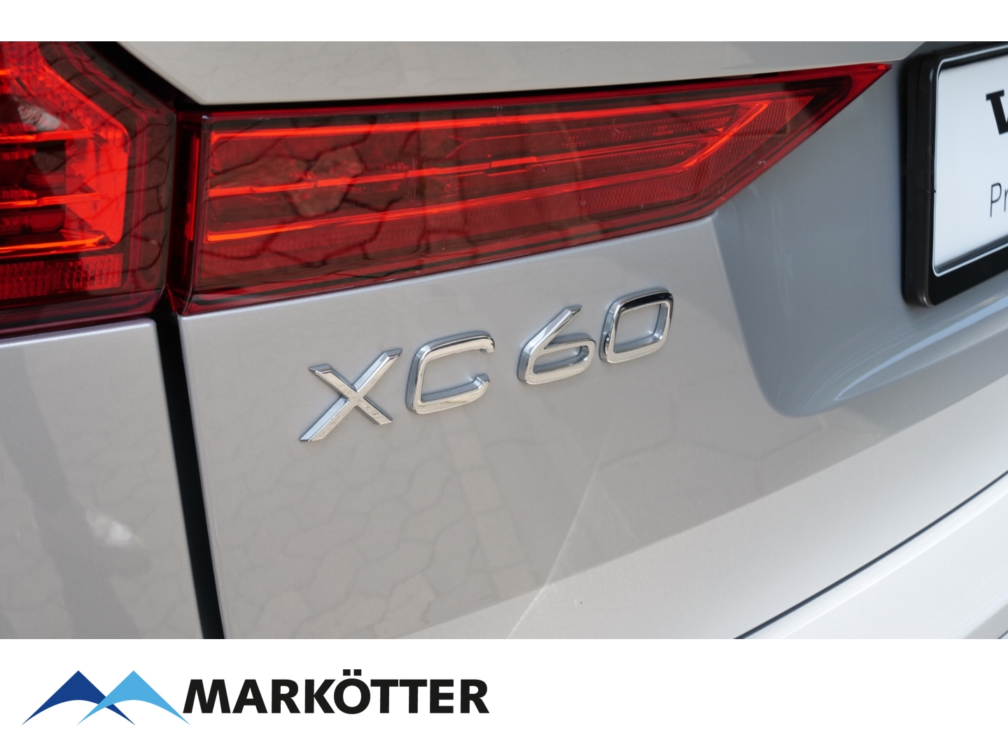 Fahrzeugabbildung Volvo XC60 T8 Recharge AWD Ultra Dark STHZ/360CAM/PANO