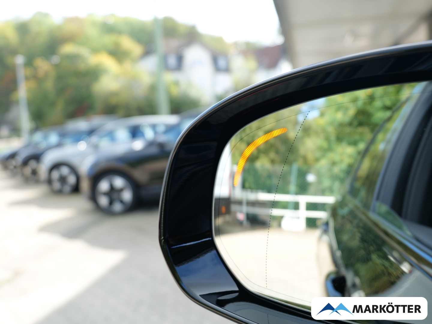 Fahrzeugabbildung Volvo XC60 T6 AWD Plus Dark /AHK/Pano/BLIS/ACC/