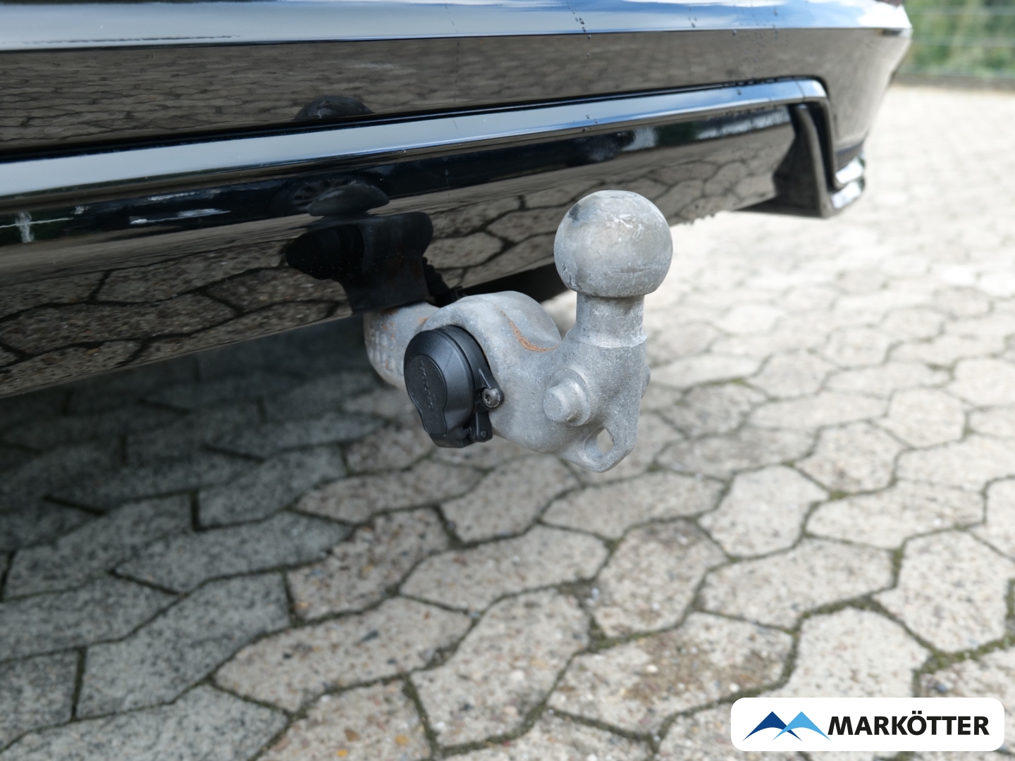 Fahrzeugabbildung Volvo XC60 T6 AWD Plus Dark /AHK/Pano/BLIS/ACC/