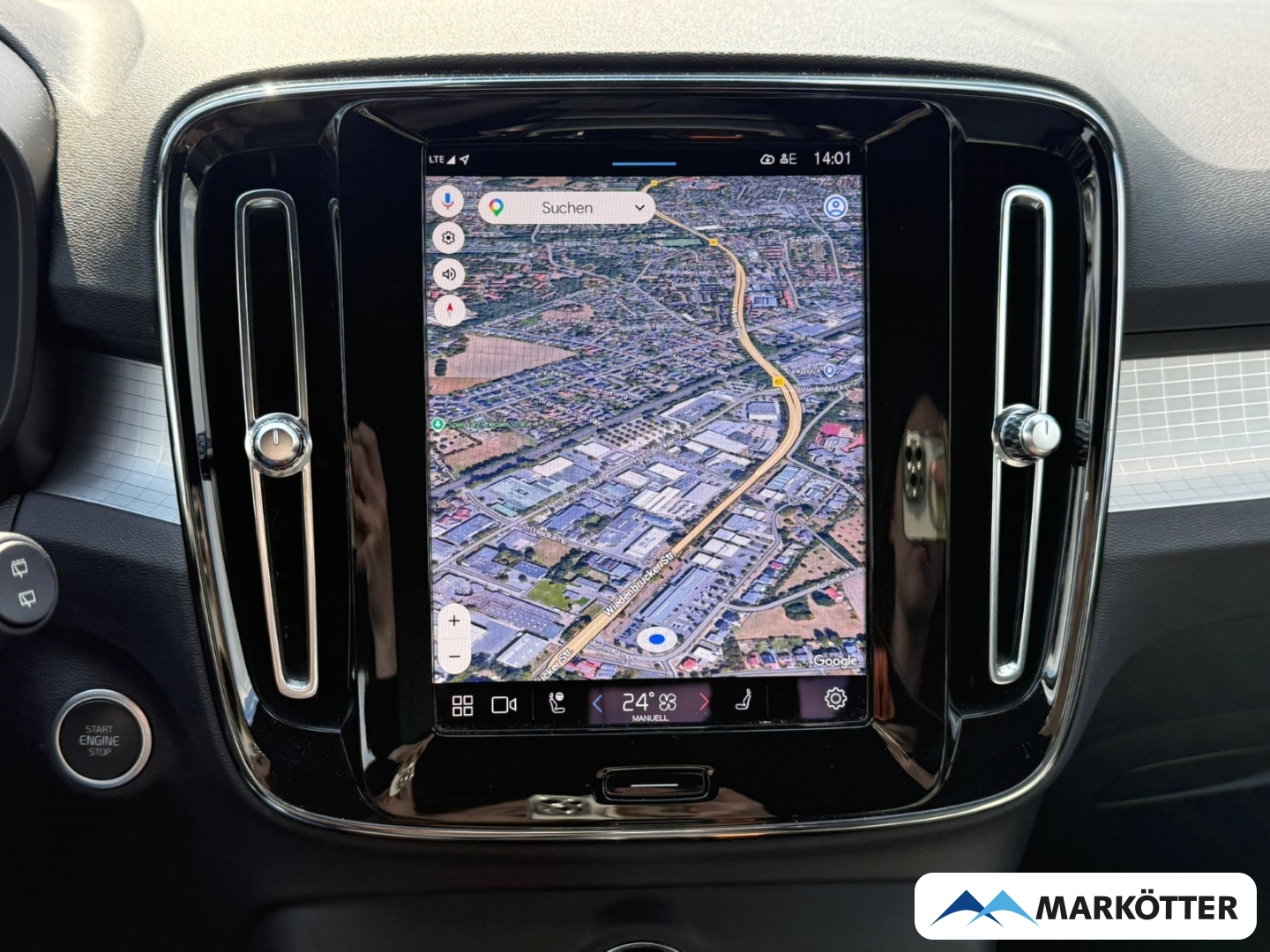 Fahrzeugabbildung Volvo XC40 Plus Dark SHZ/LHZ/CAM/H&K/DAB/PDC/LED
