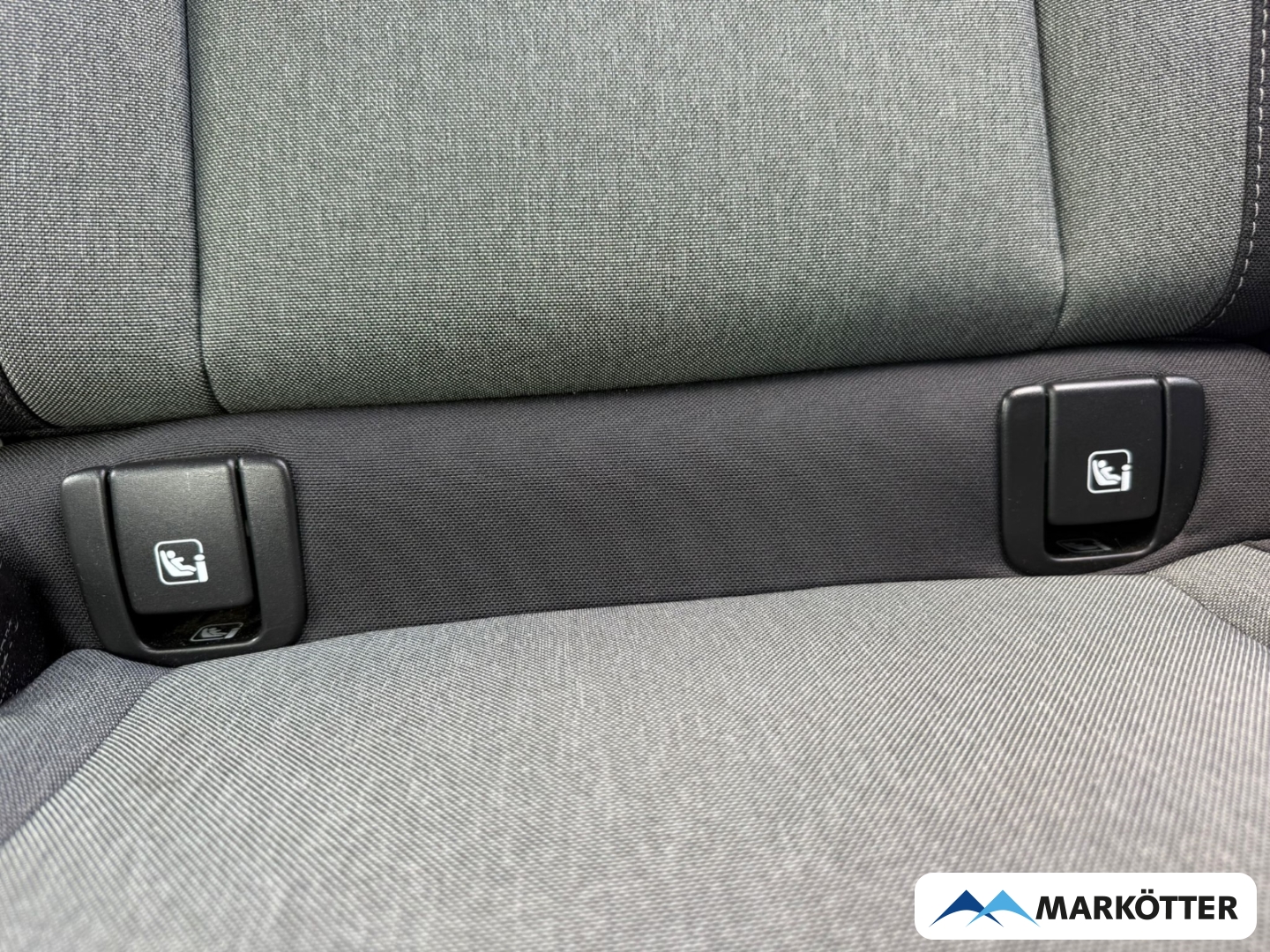 Fahrzeugabbildung Volvo XC40 Plus Dark SHZ/LHZ/CAM/H&K/DAB/PDC/LED