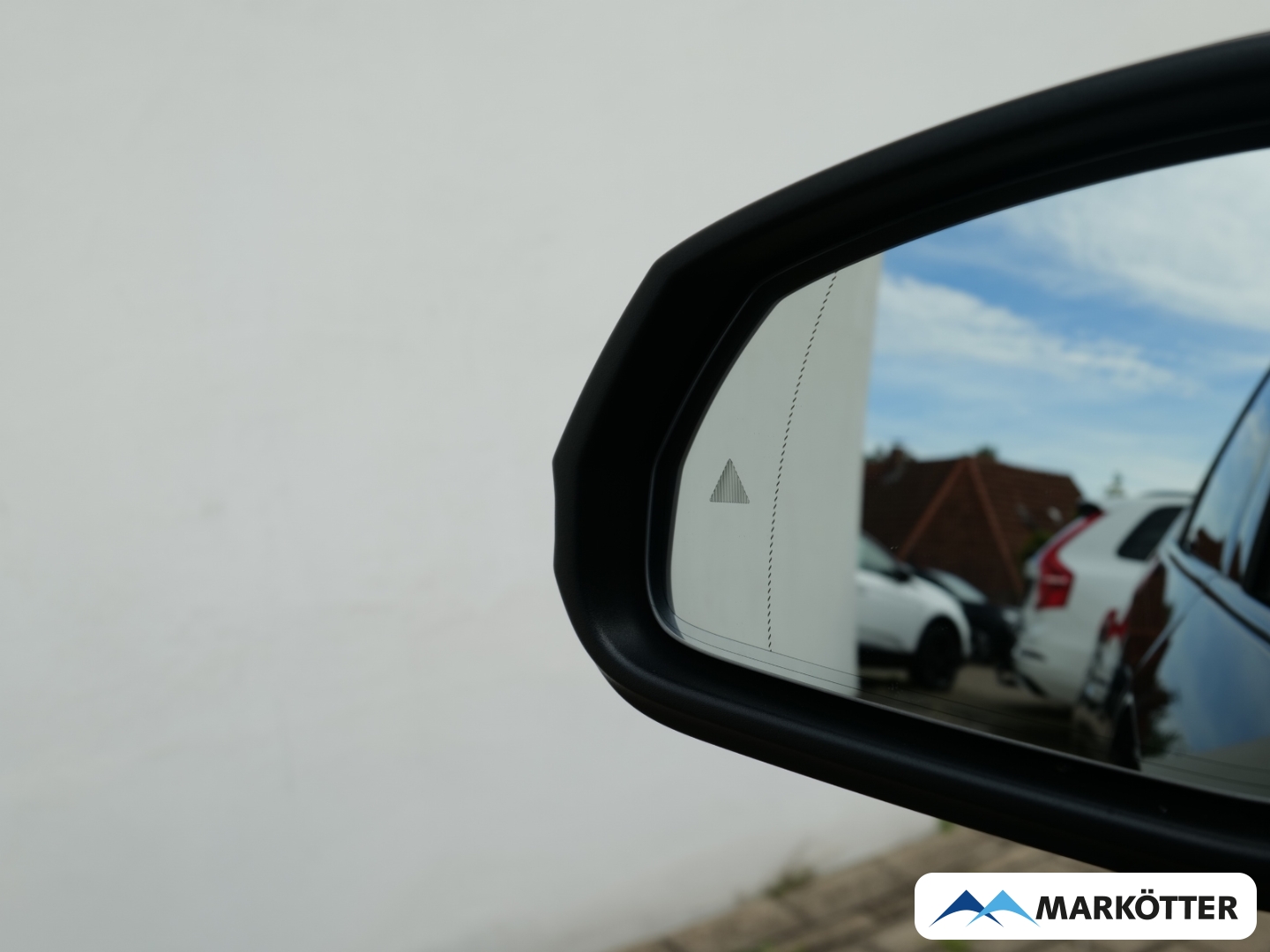 Fahrzeugabbildung BMW 218 Active Tourer d M-Sport DriveAssistant/Innovation/Pano