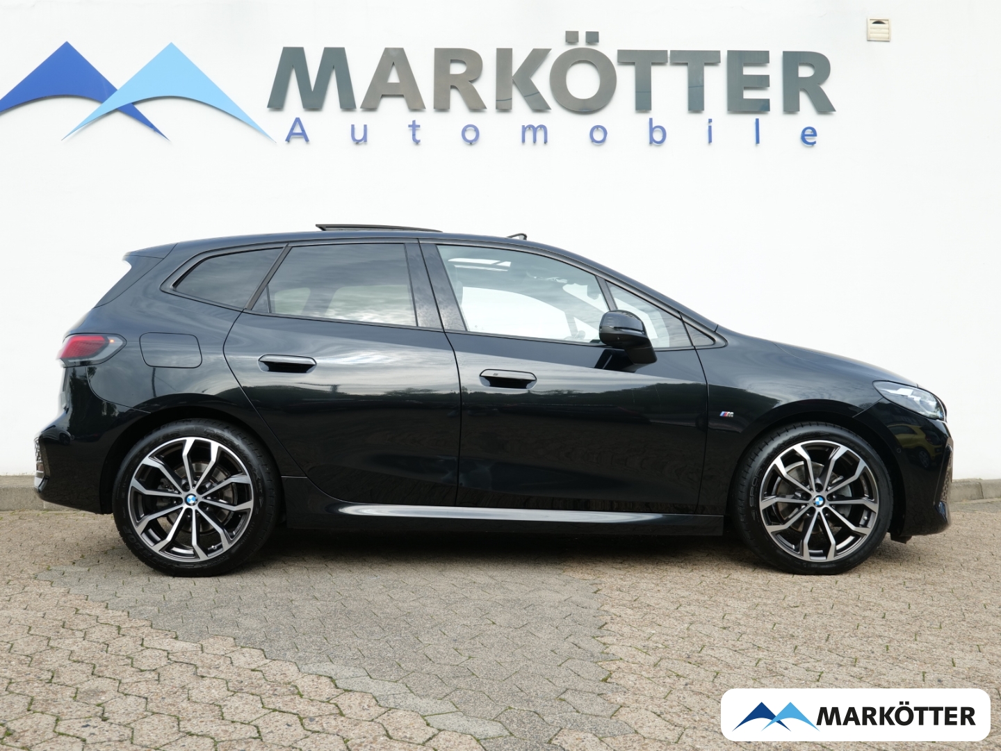 Fahrzeugabbildung BMW 218 Active Tourer d M-Sport DriveAssistant/Innovation/Pano