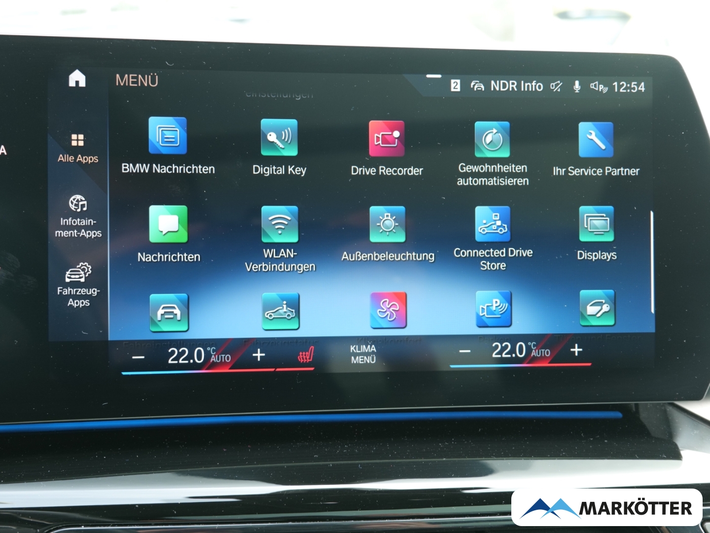Fahrzeugabbildung BMW 218 Active Tourer d M-Sport DriveAssistant/Innovation/Pano