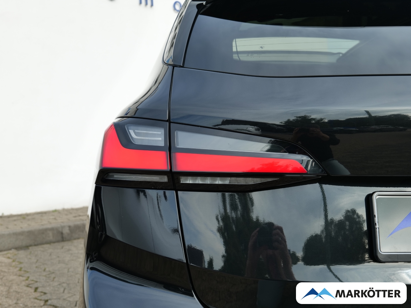 Fahrzeugabbildung BMW 218 Active Tourer d M-Sport DriveAssistant/Innovation/Pano