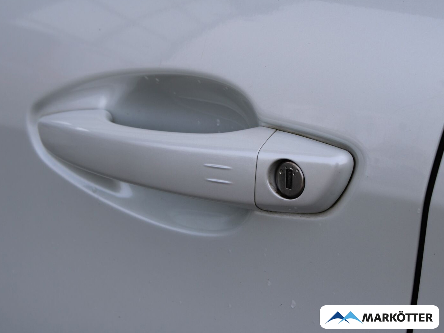 Fahrzeugabbildung Peugeot 308 SW Allure/NAVI/LED/PDC/CAM/KEYLESS/SHZ/PANO/