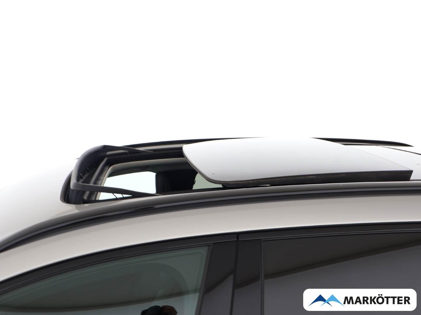 Fahrzeugabbildung Volvo XC60 T6 AWD Plus Dark ACC/360/LHZ/4xSHZ/20''/H&K