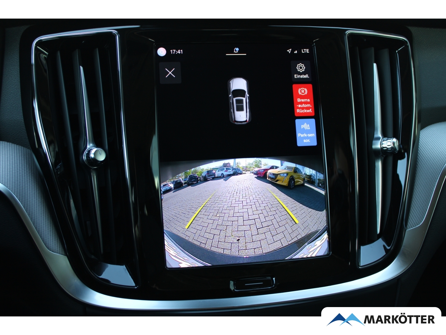 Fahrzeugabbildung Volvo V60 Cross Country Plus AWD
