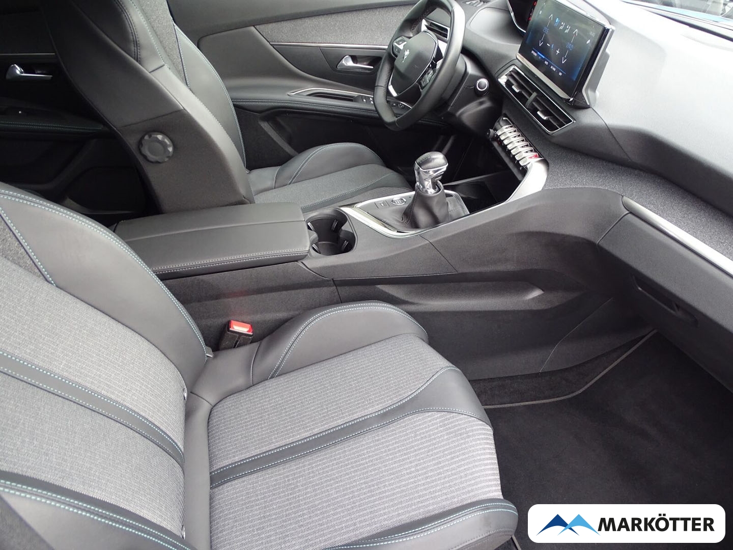 Fahrzeugabbildung Peugeot 3008 Allure Pack PDC/LED/SHZ/Navi/Klima/180°CAM