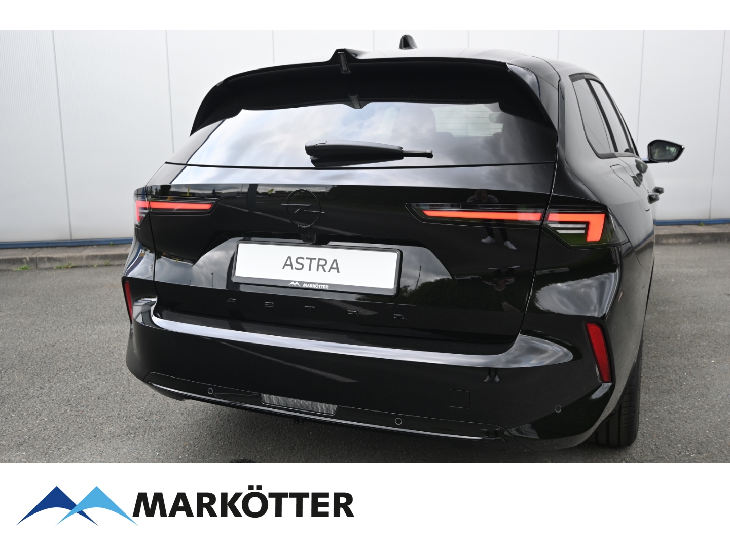 Fahrzeugabbildung Opel Astra Sports Tourer GS/AHK/HUD/FHZ/SHZ+LHZ/LED