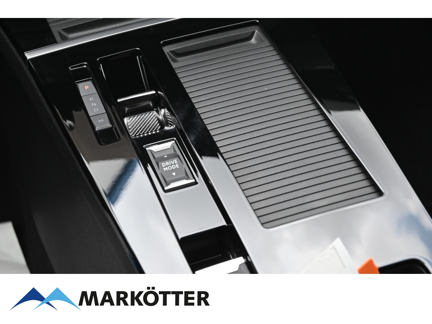 Fahrzeugabbildung Opel Astra Sports Tourer GS/AHK/HUD/FHZ/SHZ+LHZ/LED