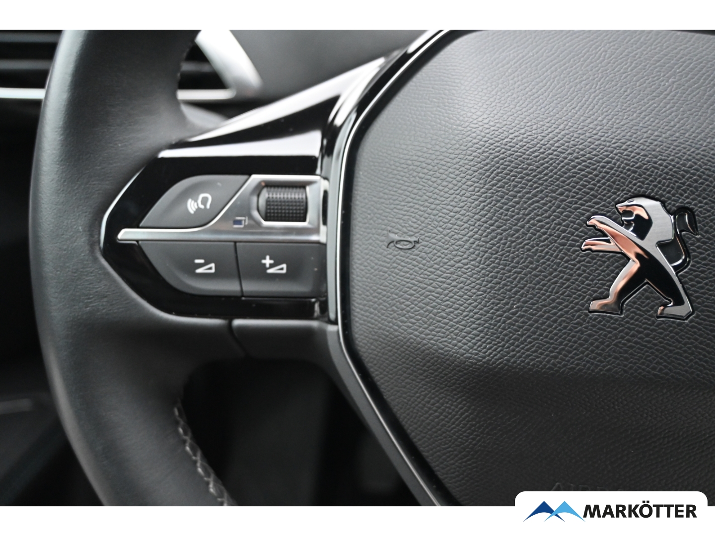 Fahrzeugabbildung Peugeot 3008 Allure 1.2 ACC/DAB/LED/Kamera/Navigation