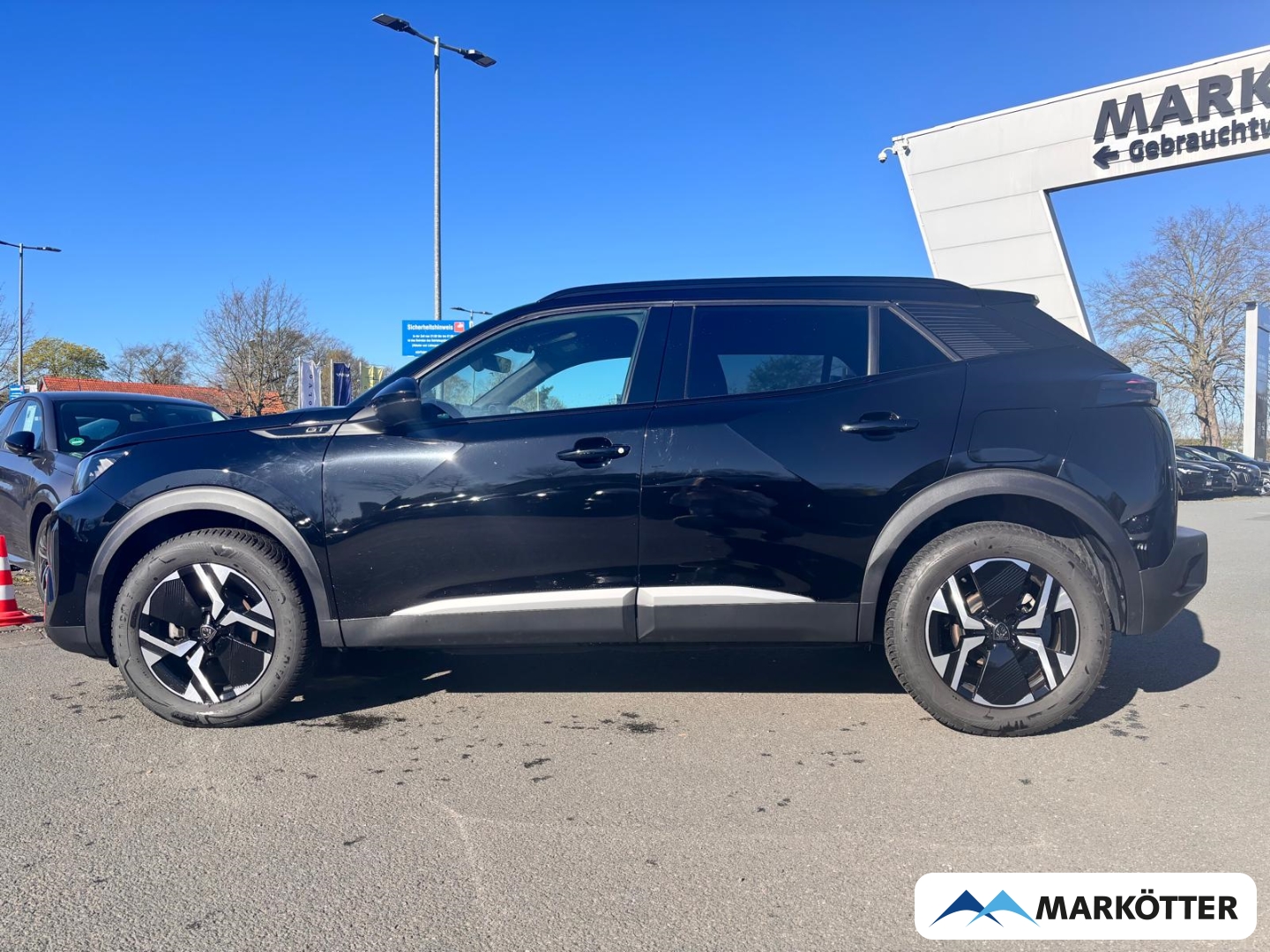 Fahrzeugabbildung Peugeot 2008 GT ALCANTARA/CAM/LED/NAVI/SHZ/MASSAGE