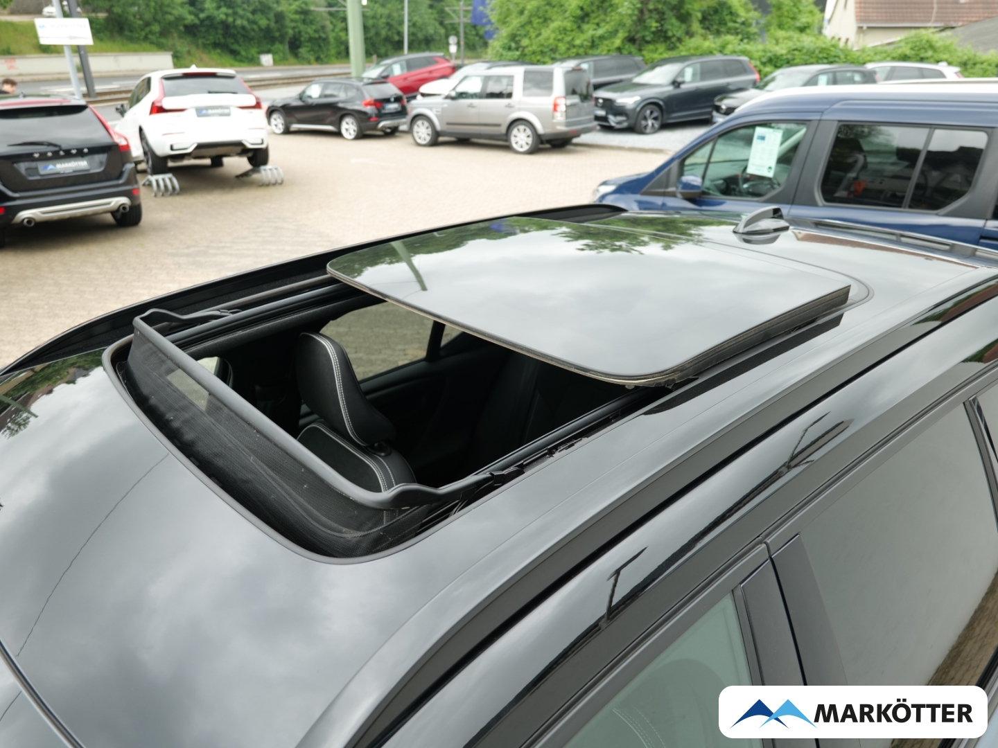 Fahrzeugabbildung Volvo XC40 P8 Ultimate ACC/BLIS/Pano/360/Alcantara/AHK