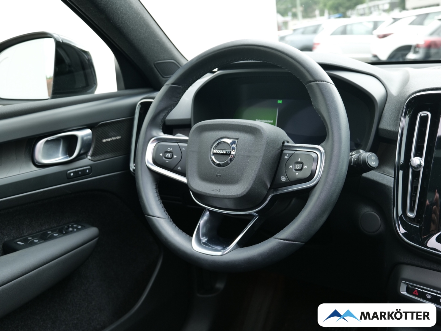 Fahrzeugabbildung Volvo XC40 P8 Ultimate ACC/BLIS/Pano/360/Alcantara/AHK