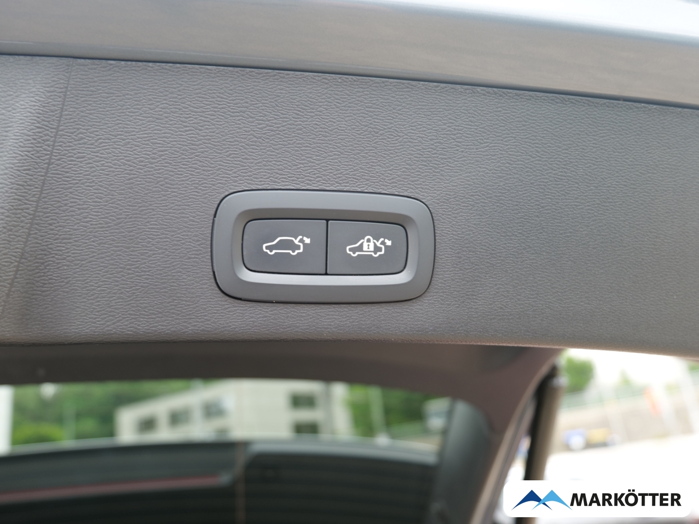 Fahrzeugabbildung Volvo XC40 P8 Ultimate ACC/BLIS/Pano/360/Alcantara/AHK