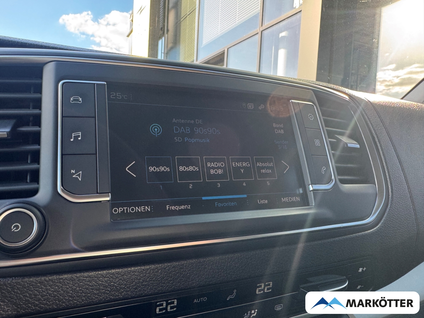 Fahrzeugabbildung Peugeot Traveller 2.0 L3 Business ACC/BLIS/HUD/CAM/SHZ