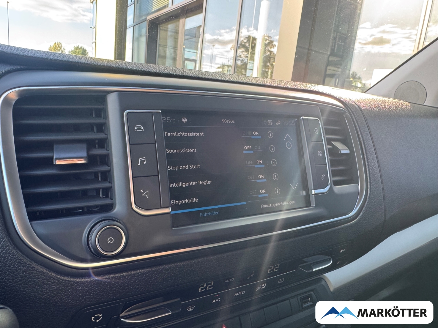 Fahrzeugabbildung Peugeot Traveller 2.0 L3 Business ACC/BLIS/HUD/CAM/SHZ