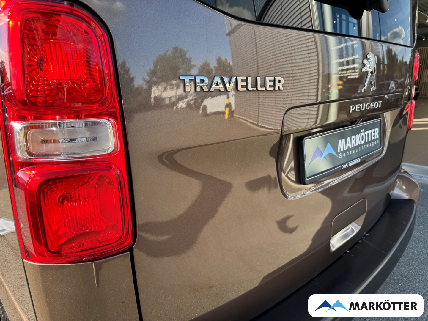 Fahrzeugabbildung Peugeot Traveller 2.0 L3 Business ACC/BLIS/HUD/CAM/SHZ