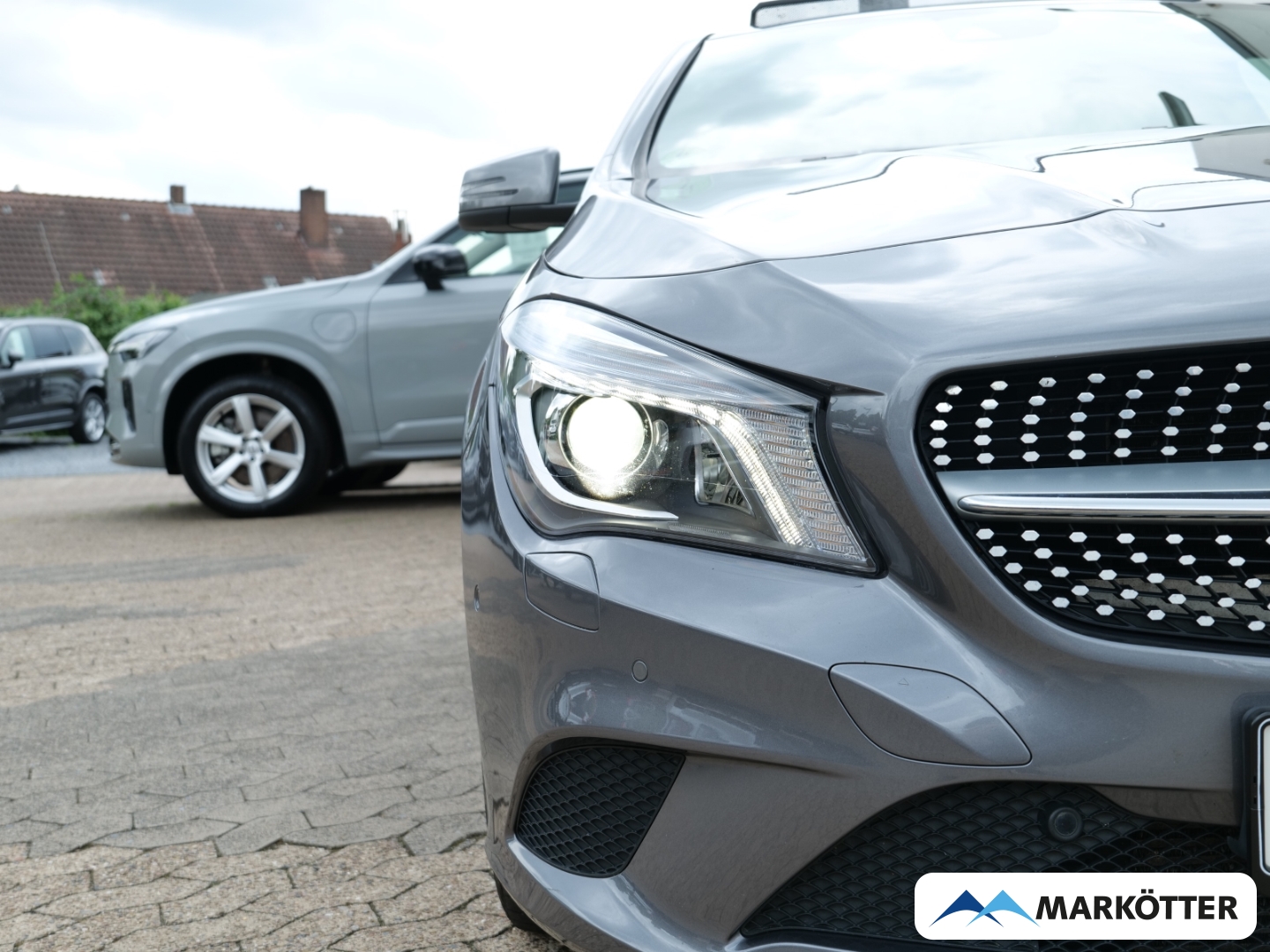 Fahrzeugabbildung Mercedes-Benz CLA 220 Shooting Brake d Navi/Xenon/Pano/Kamera/AHK