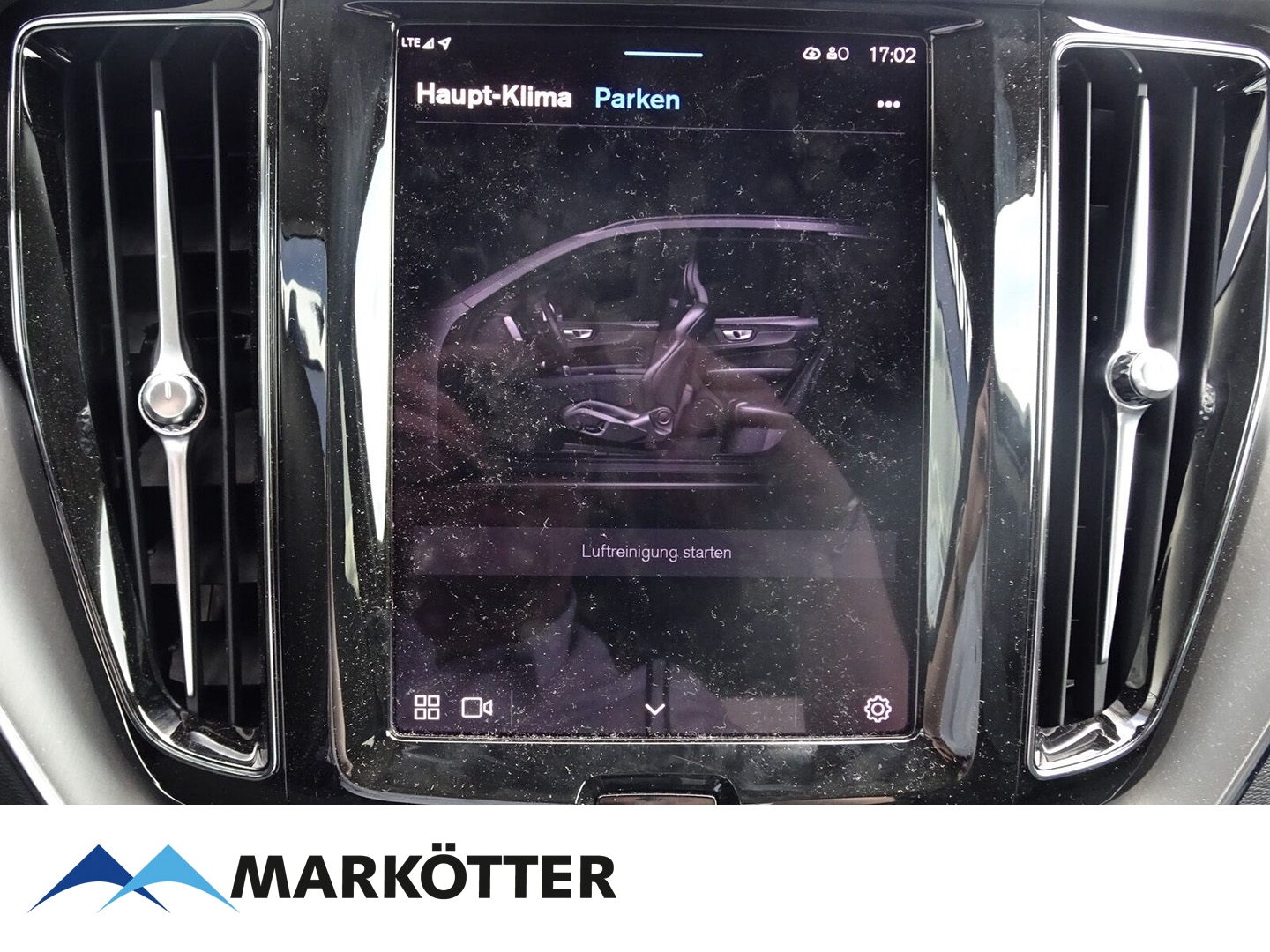 Fahrzeugabbildung Volvo XC60 Core B4 Benzin/LED/FSH/SHZ/CAM