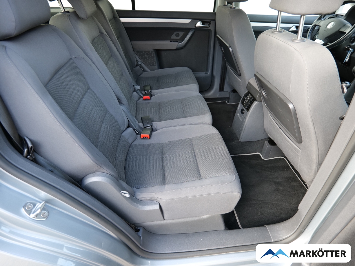 Fahrzeugabbildung Volkswagen Touran 2.0 TDI Highline Navi/LED/AHK/ 7-Sitz/TÜV neu