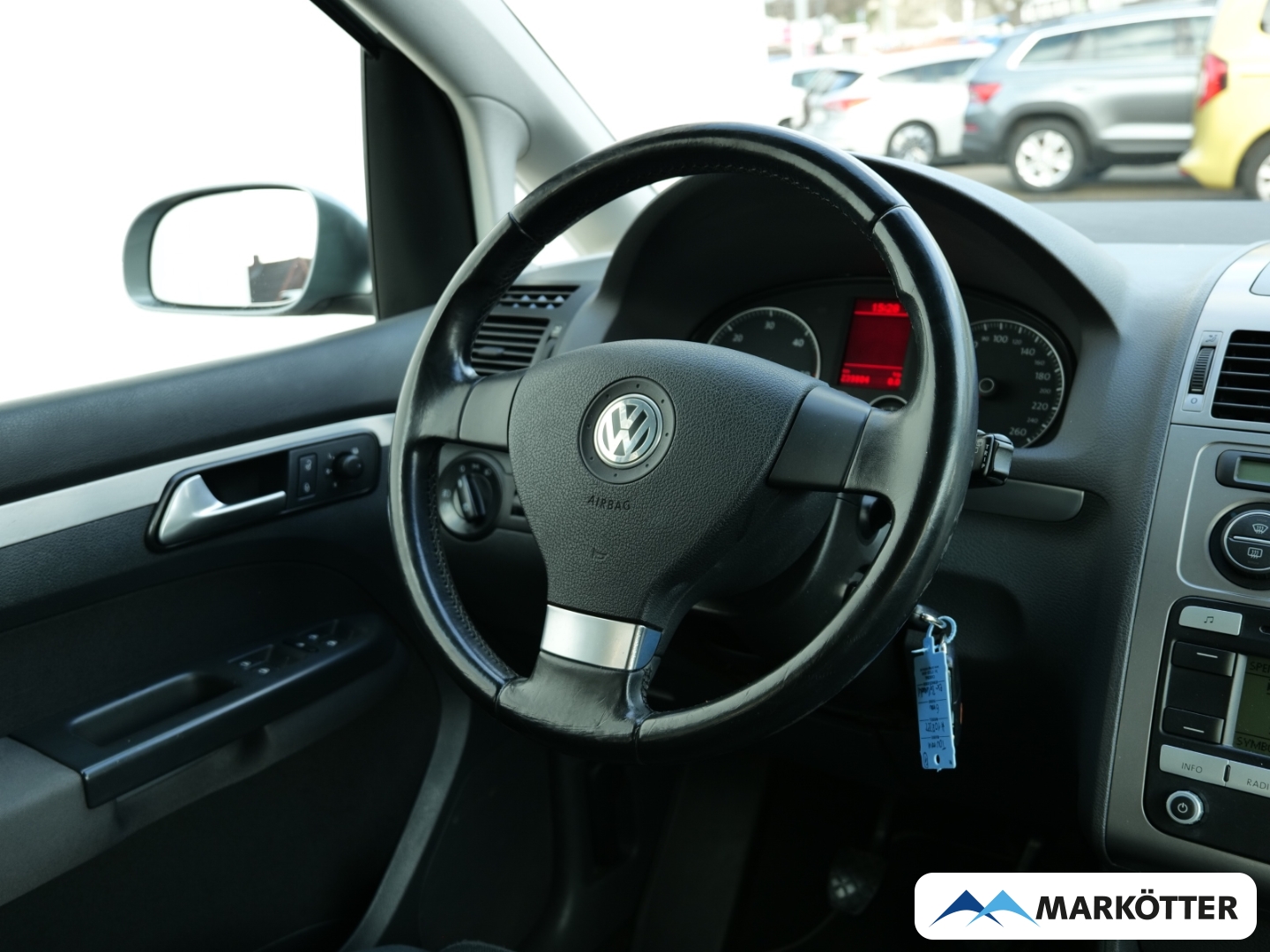 Fahrzeugabbildung Volkswagen Touran 2.0 TDI Highline Navi/LED/AHK/ 7-Sitz/TÜV neu