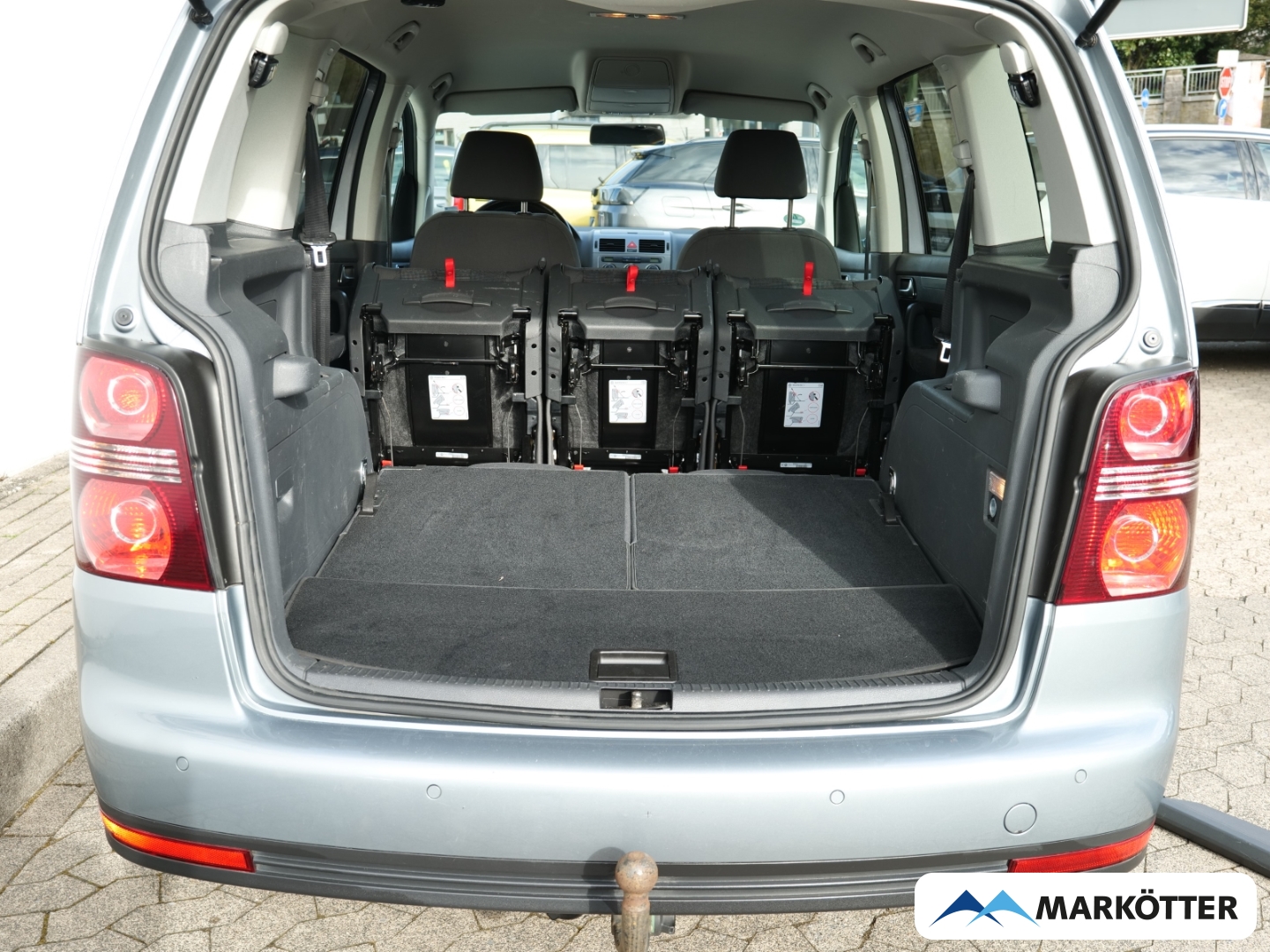 Fahrzeugabbildung Volkswagen Touran 2.0 TDI Highline Navi/LED/AHK/ 7-Sitz/TÜV neu