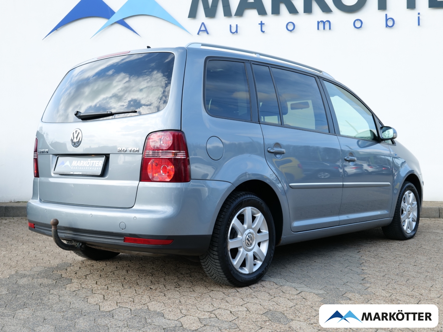 Fahrzeugabbildung Volkswagen Touran 2.0 TDI Highline Navi/LED/AHK/ 7-Sitz/TÜV neu