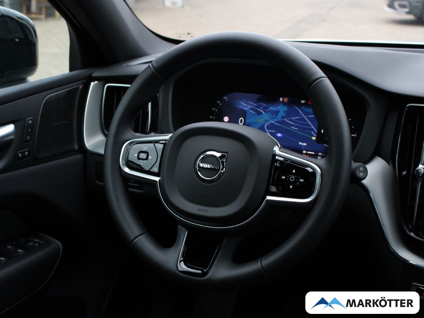 Fahrzeugabbildung Volvo XC60 T8 AWD Plus Dark Recharge Plug-In PANO/360