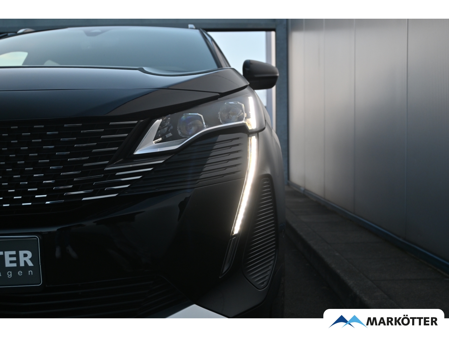Fahrzeugabbildung Peugeot 3008 Hybrid GT NAVI/RFK/PDC/ACC/Keyless/LED/1,99%