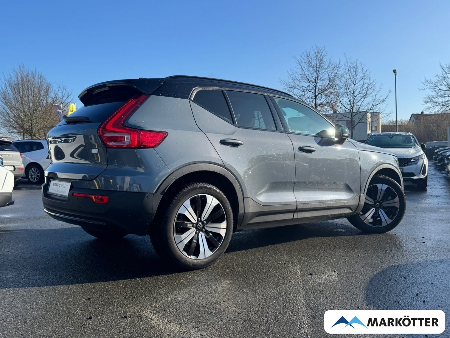 Fahrzeugabbildung Volvo XC40 Ultimate Recharge ACC/360/SHZ/PANO/AHK/LKHZ