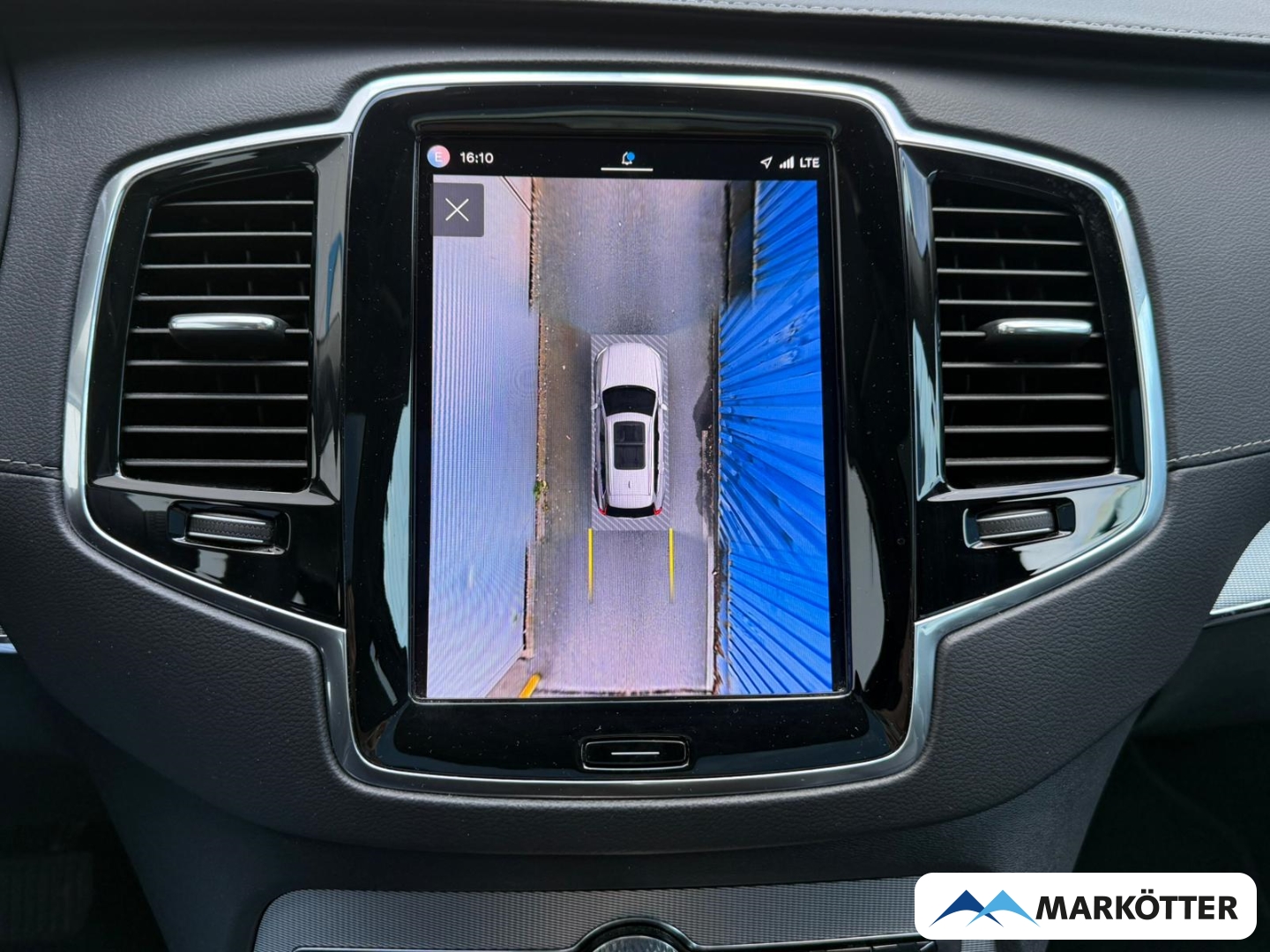 Fahrzeugabbildung Volvo XC90 T8 AWD Ultimate Dark 7-Sitzer AHK/ACC/360°