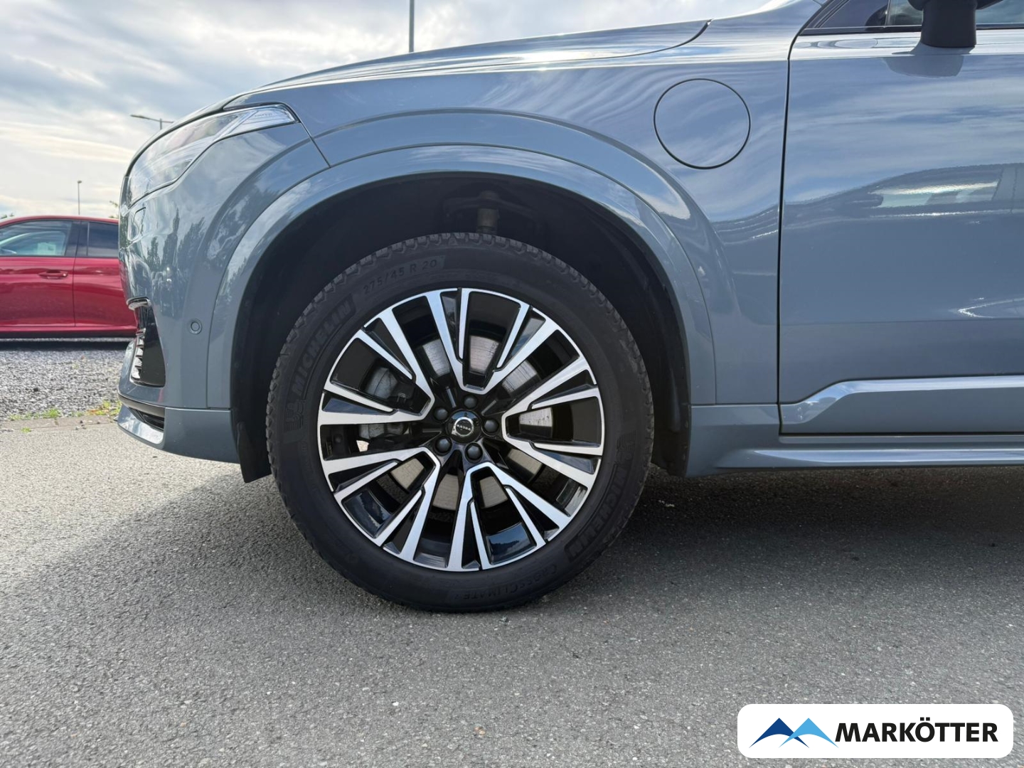 Fahrzeugabbildung Volvo XC90 T8 AWD Ultimate Dark 7-Sitzer AHK/ACC/360°